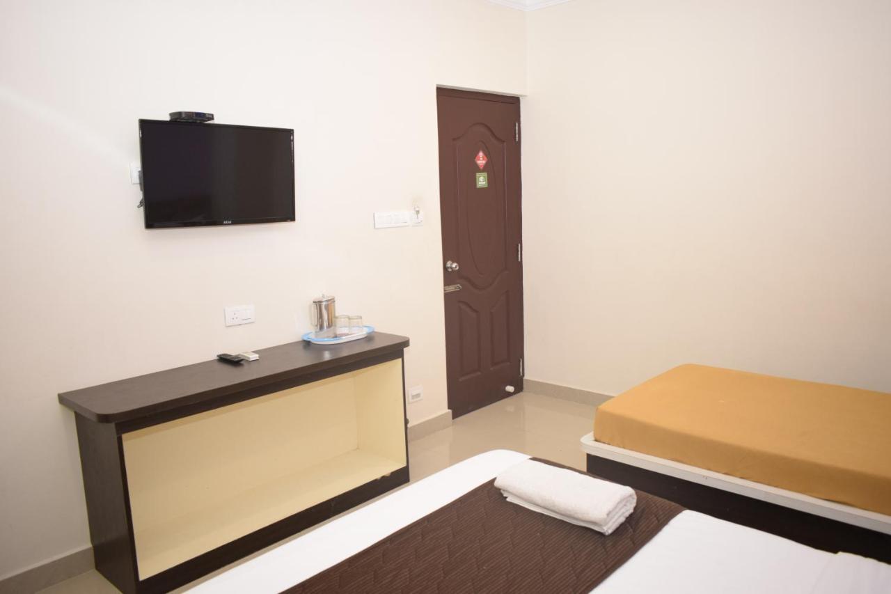 Bouvana Residency Puducherry Buitenkant foto