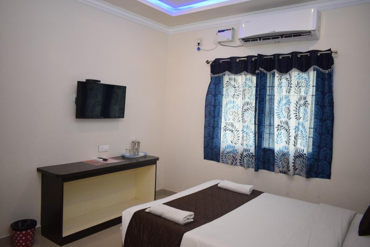 Bouvana Residency Puducherry Buitenkant foto