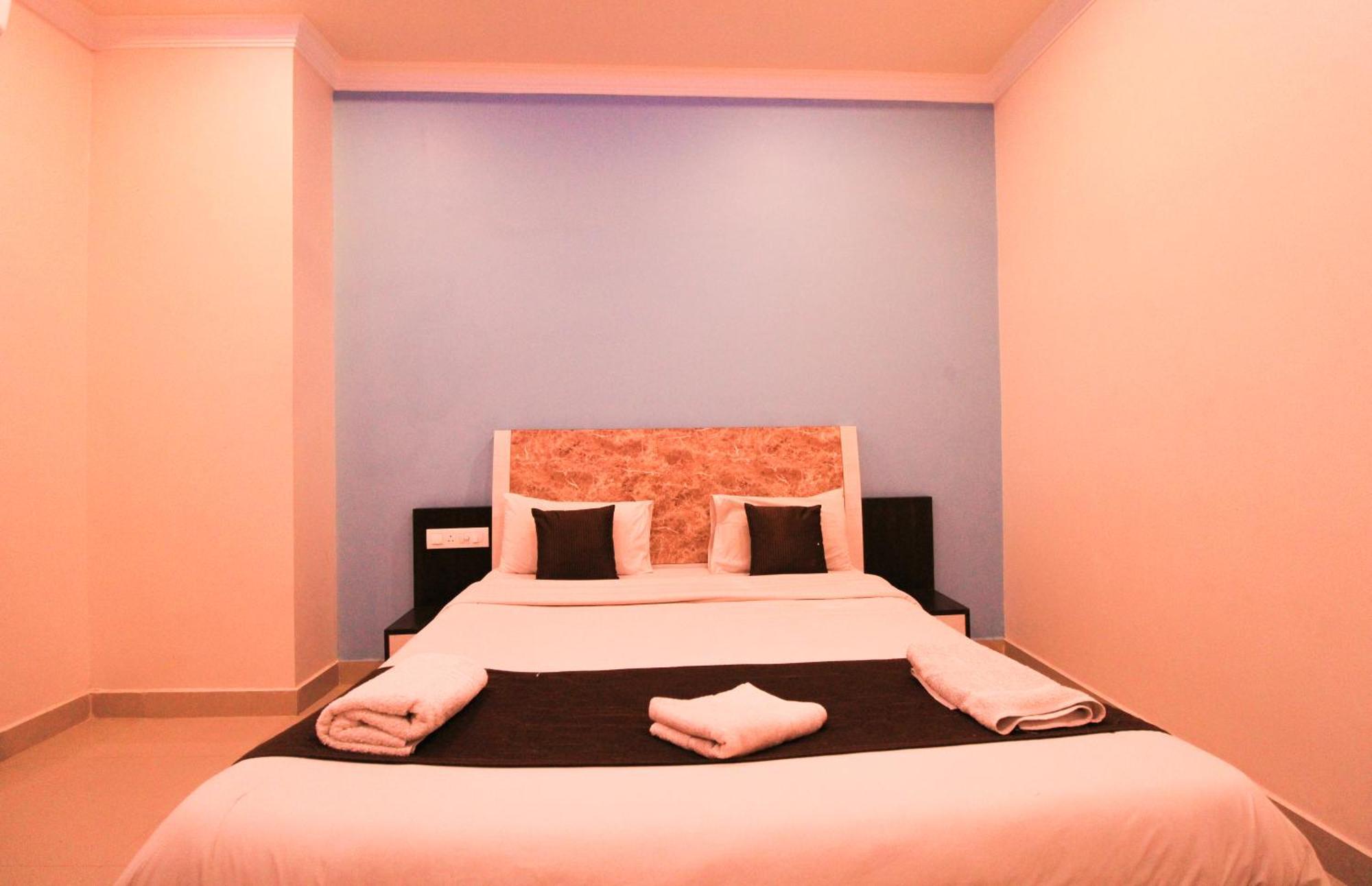 Bouvana Residency Puducherry Buitenkant foto