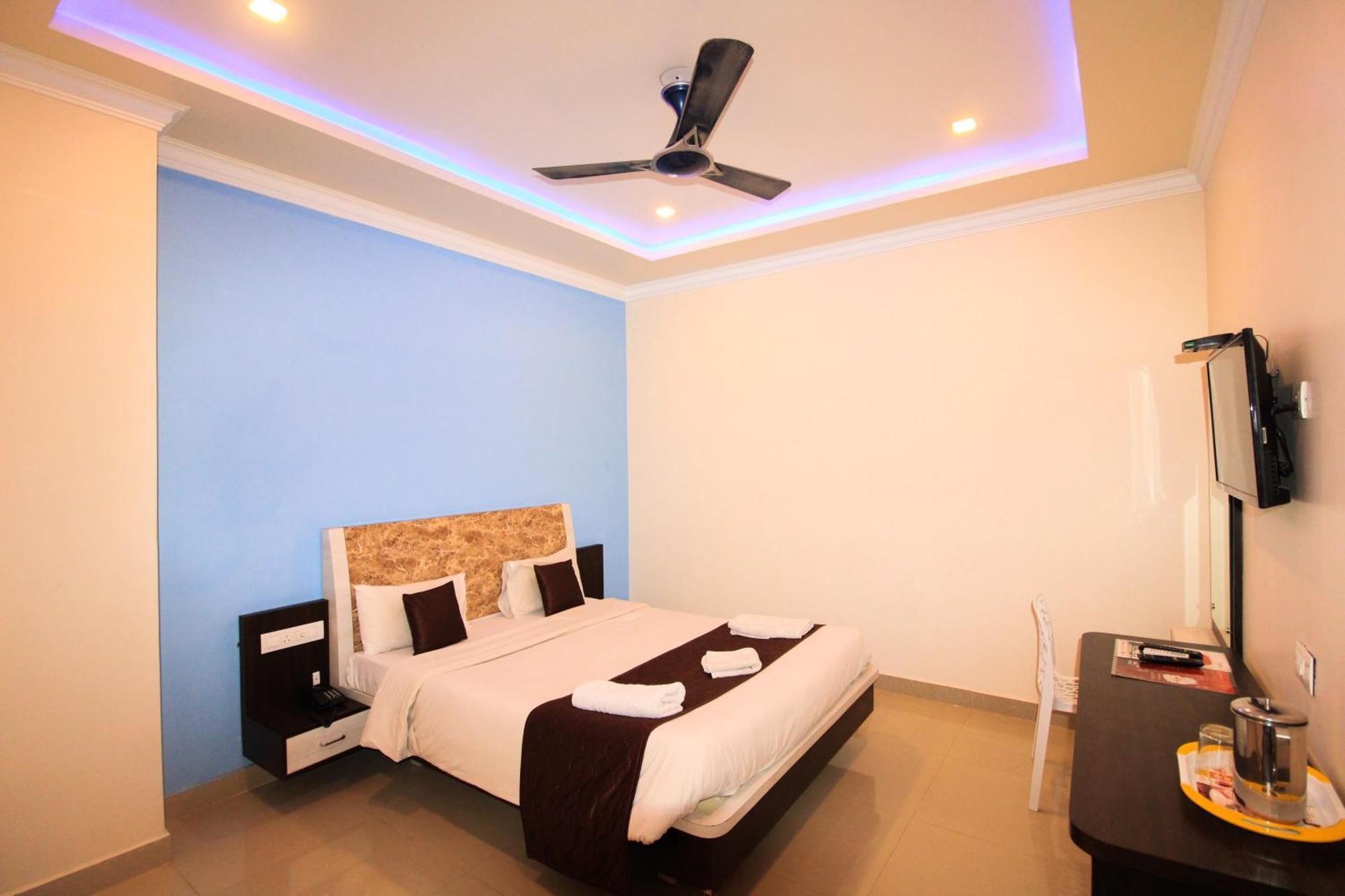 Bouvana Residency Puducherry Buitenkant foto