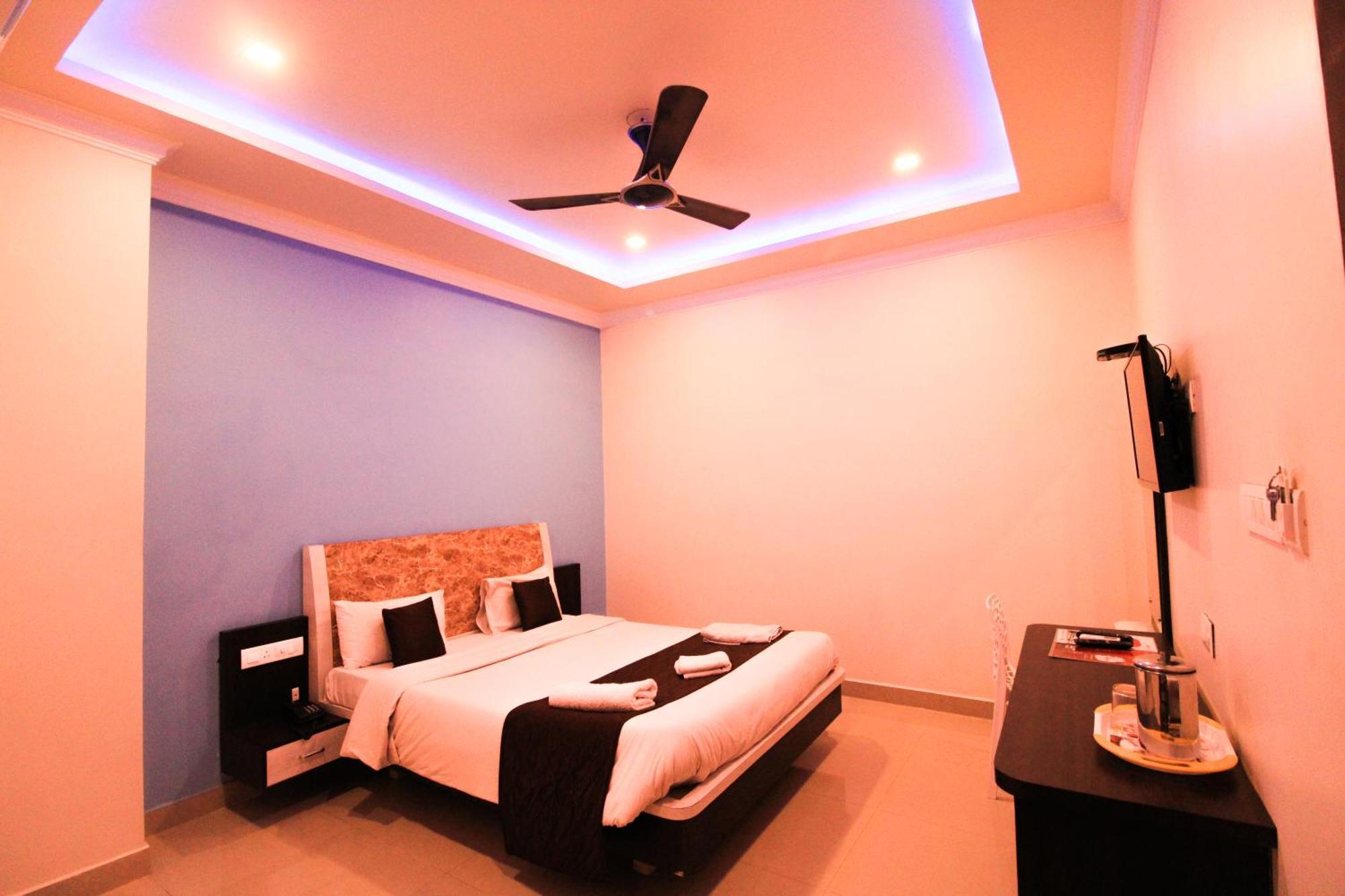 Bouvana Residency Puducherry Buitenkant foto