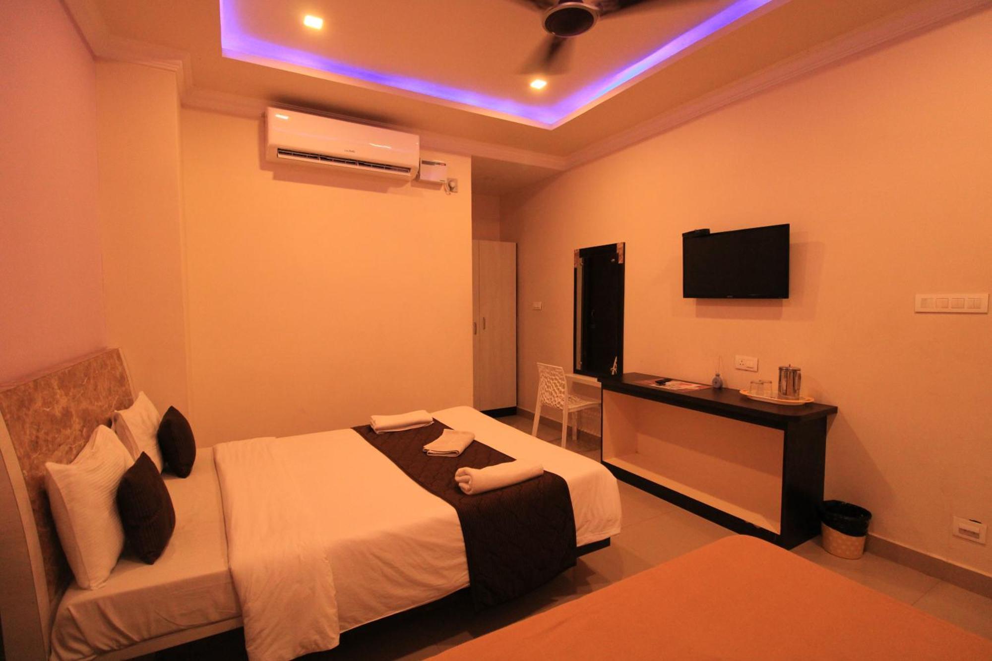 Bouvana Residency Puducherry Buitenkant foto